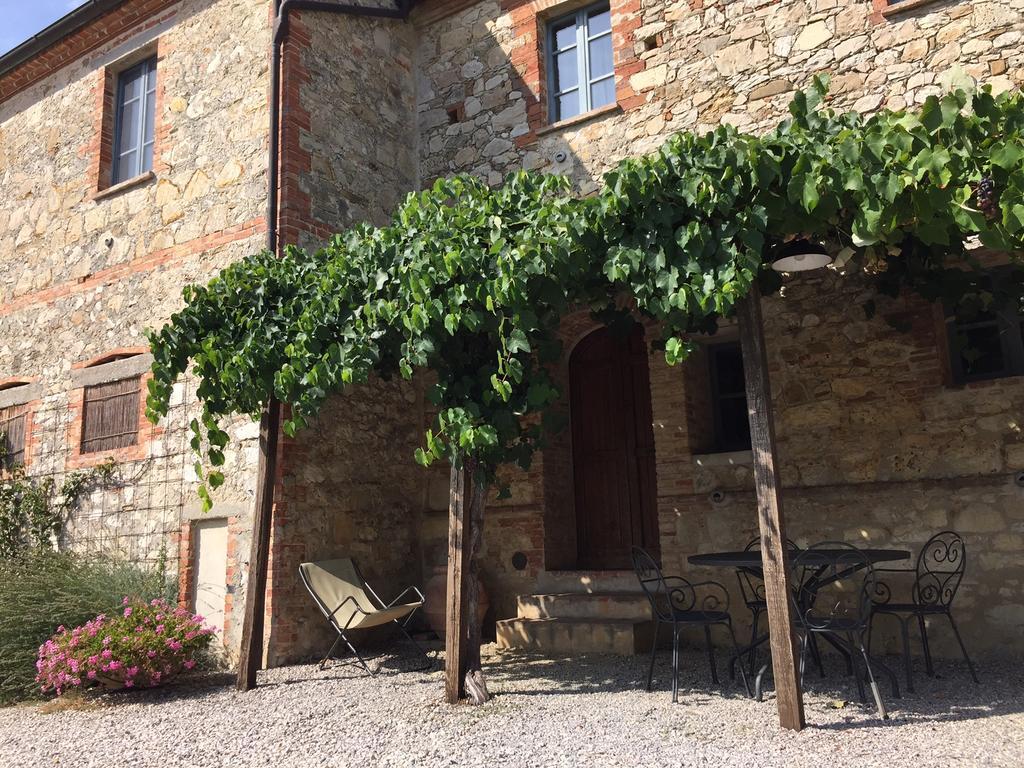 Gasthaus Agriturismo Podere Alberese Asciano Zimmer foto